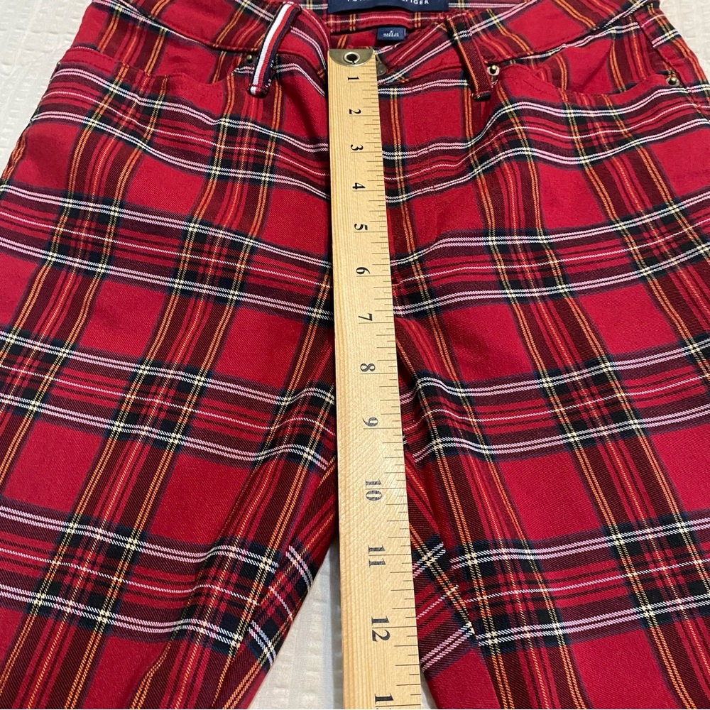 Tommy Hilfiger Women's Printed Pants Casual Red Plaid Ankle Skinny, size 2 - Picture 4 of 12